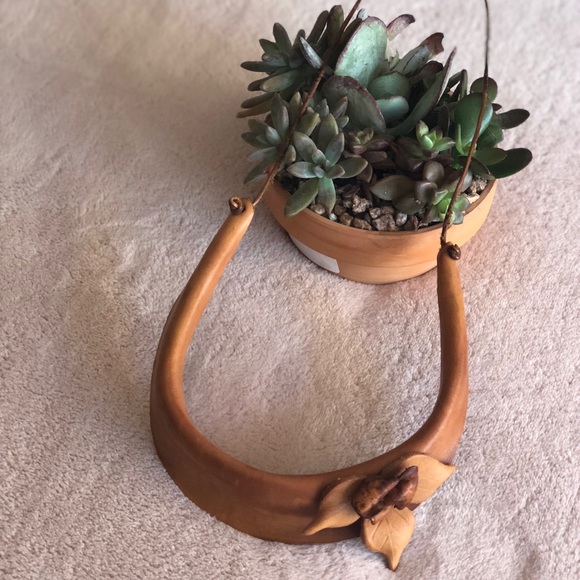 ❣️SALE❣️Floral&Feminine Boho Leather Necklace, Handmade - Picture 5 of 6